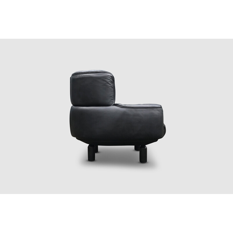 Fauteuil vintage en cuir de taureau par Gianfranco Frattini pour Cassina, 1987