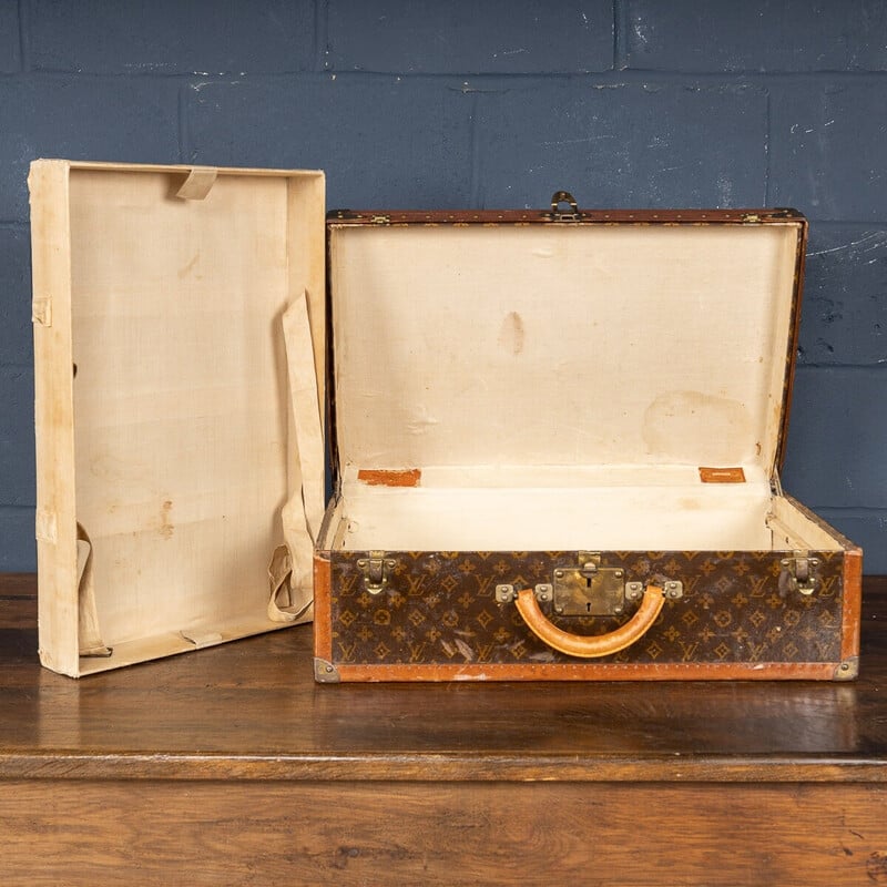 Sold at Auction: Louis Vuitton travel trunk in wood, leather and  monogramme canvas with brass fittings and locks, first third of the 20th  Century.