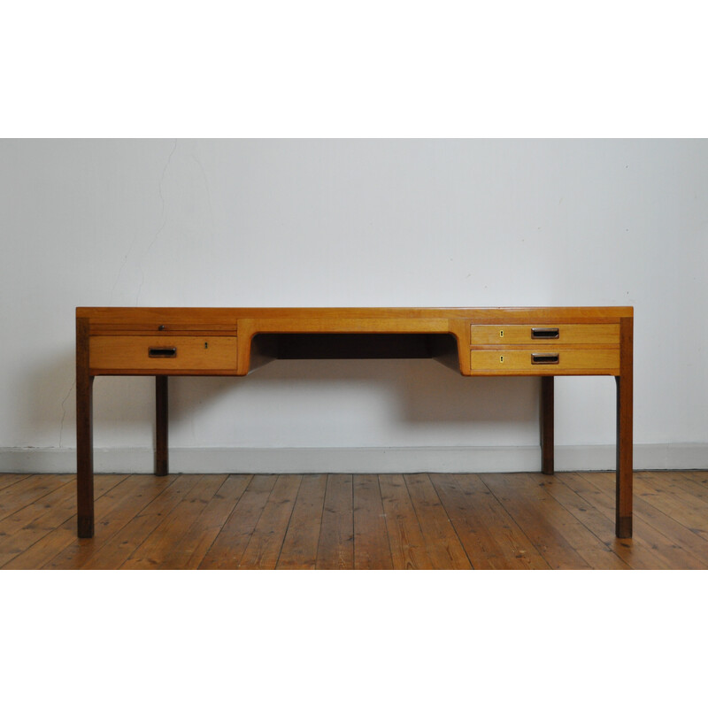 Scandinavian vintage mahogany desk by Ejnar Larsen and Aksel Bender Madsen