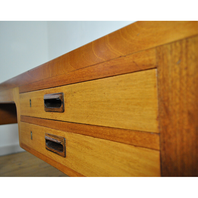 Scandinavian vintage mahogany desk by Ejnar Larsen and Aksel Bender Madsen