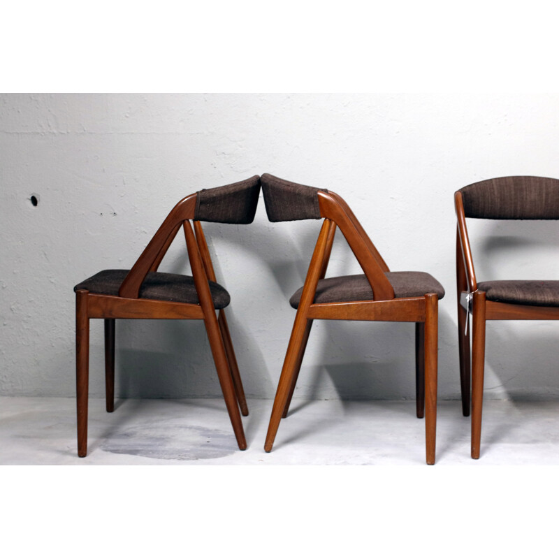 Set of 4 teak dining chairs with a brown fabrik by Kai Kristiansen - 1960s