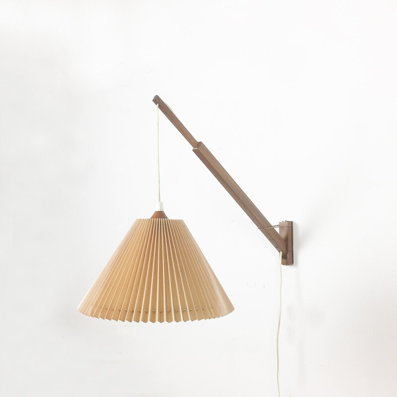 Danish extendable walnut wall light - 1960s