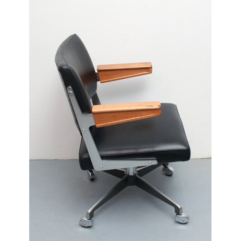 Vintage office armchair in leather by Sedus, Germany 1950s