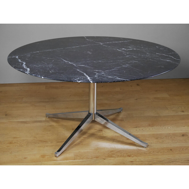 Table à repas en marbre Marquina de Florence Knoll pour Edition Knoll - 1990