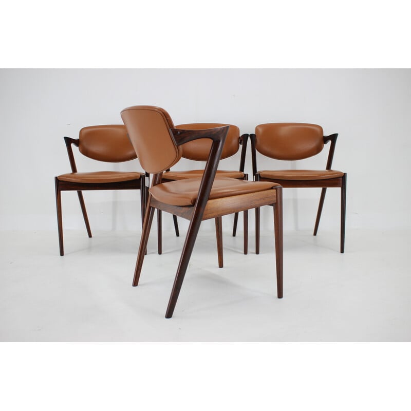 Set of 4 vintage model 42 dining chairs in rosewood by Kai Kristiansen, 1960s