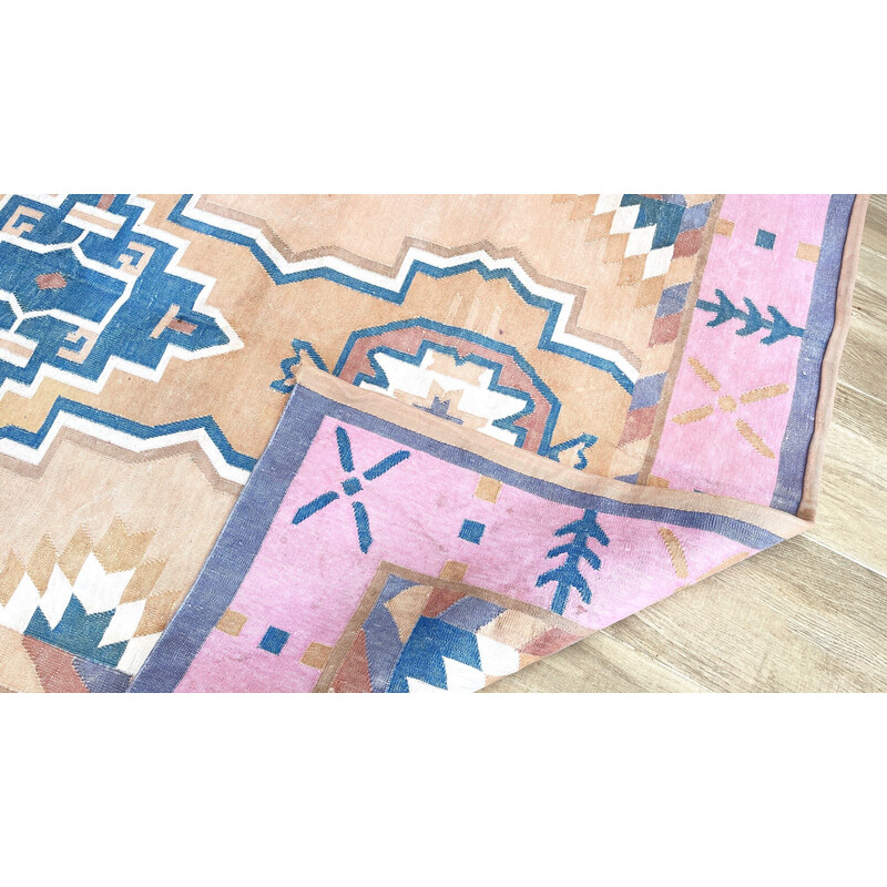 Vintage pink and beige kilim rug, 1980s