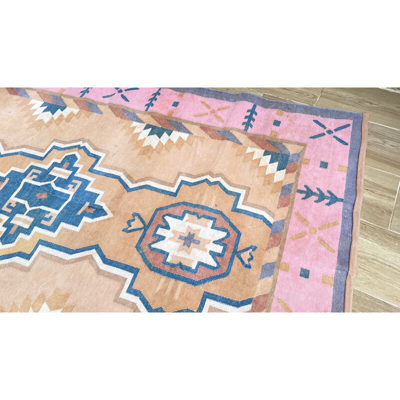 Vintage pink and beige kilim rug, 1980s