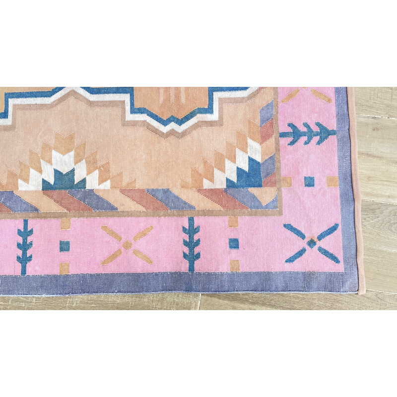 Tapis kilim vintage rose et beige, 1980