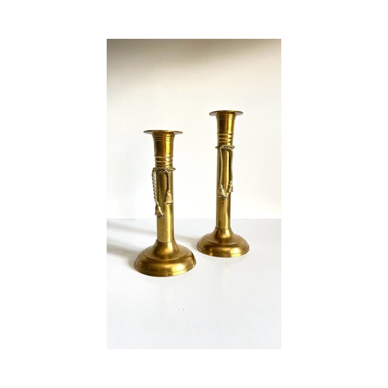 https://www.design-market.eu/2824931-large_default/pair-of-vintage-candlesticks-in-patinated-brass.jpg