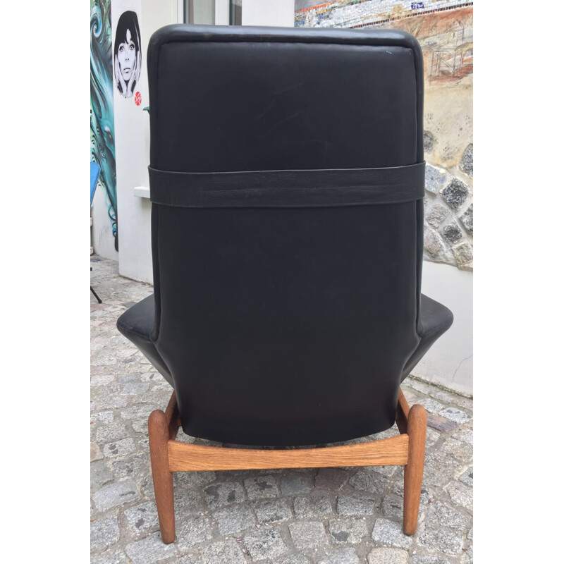 Black armchair in leather by Ib Kofod-Larsen for Bovenkamp - 1950s