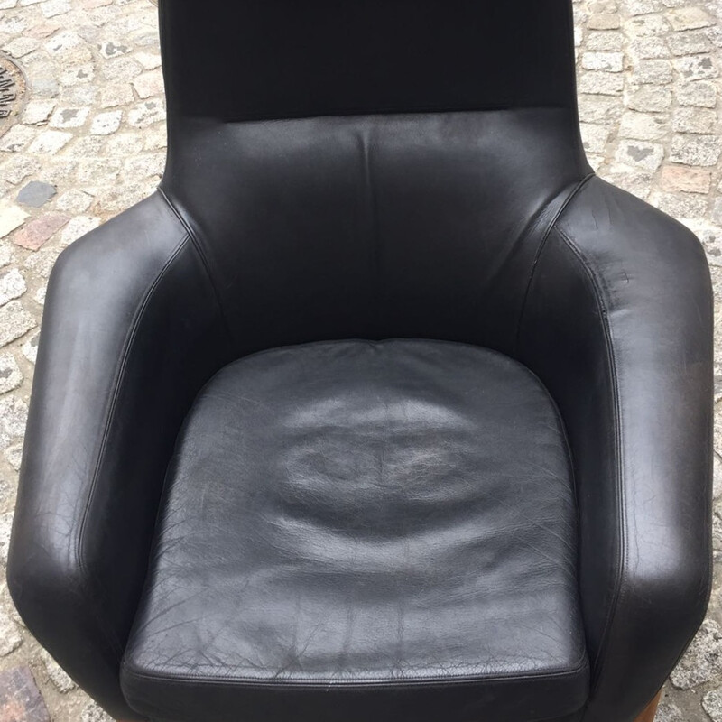 Black armchair in leather by Ib Kofod-Larsen for Bovenkamp - 1950s