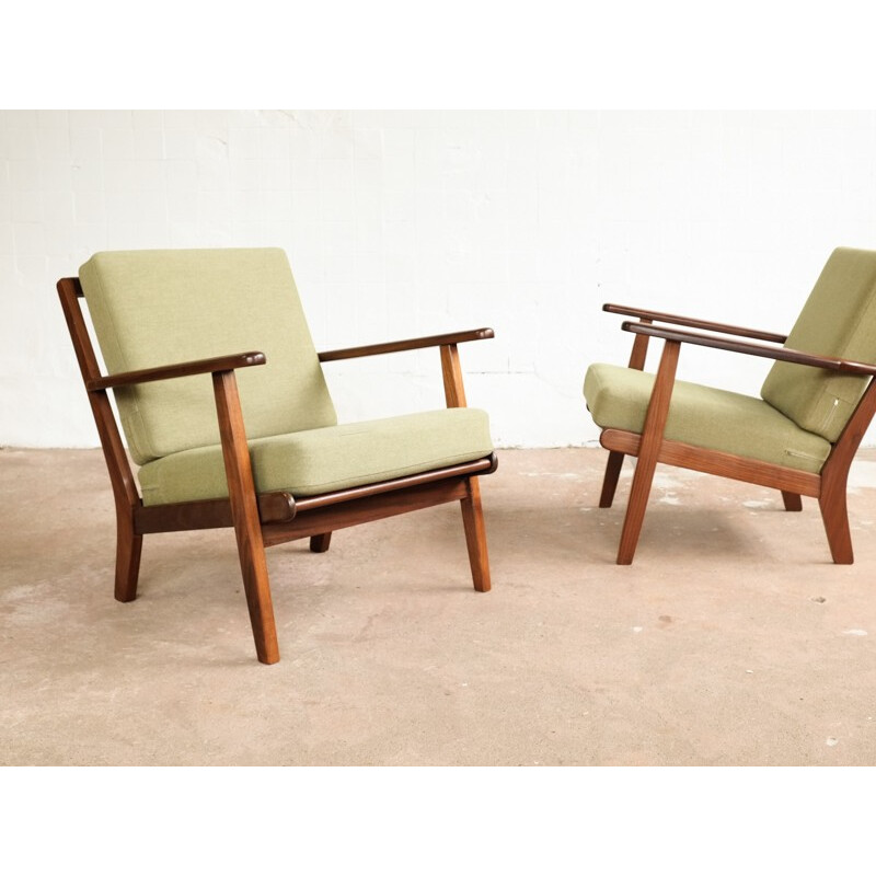 Paire de fauteuils vert en teck par Aage Pedersen produite par Getama - 1960