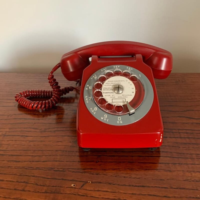 Vintage dial telephone S63 red