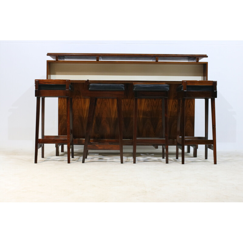 Rosewood dry bar cabinet and 4 bar stools from Dyrlund - 1960s