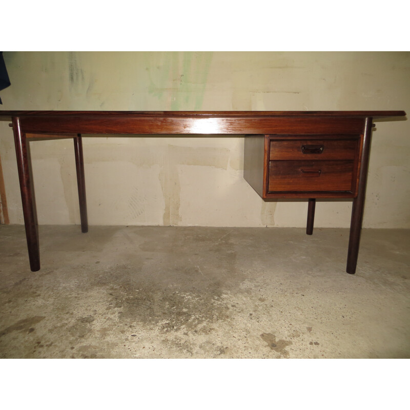 Large Danish Rio rosewood desk - 1960s
