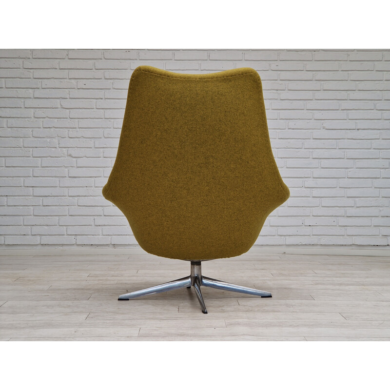 Danish vintage swivel armchair model "Pirouette 208" by H.W.Klein for Bramin Møbler