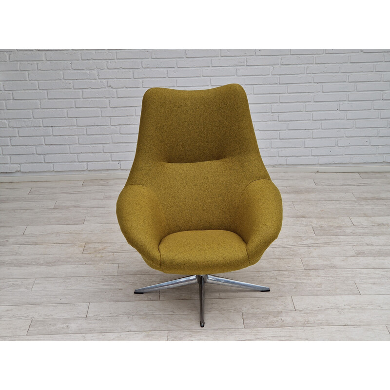 Danish vintage swivel armchair model "Pirouette 208" by H.W.Klein for Bramin Møbler