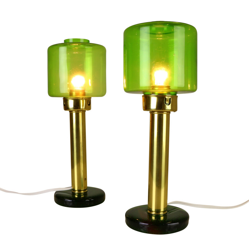 Ensemble de deux lampes de table en verre vert de Hans Agne Jakobsson - 1960