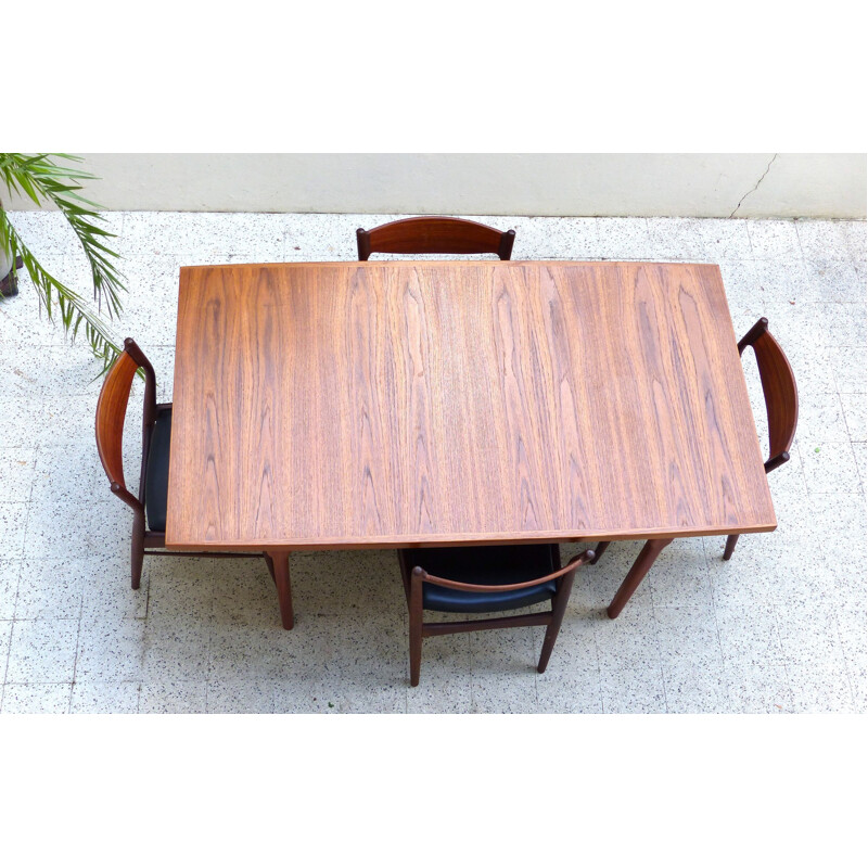 Mid century modern Scandinavian table in teak - 1970s