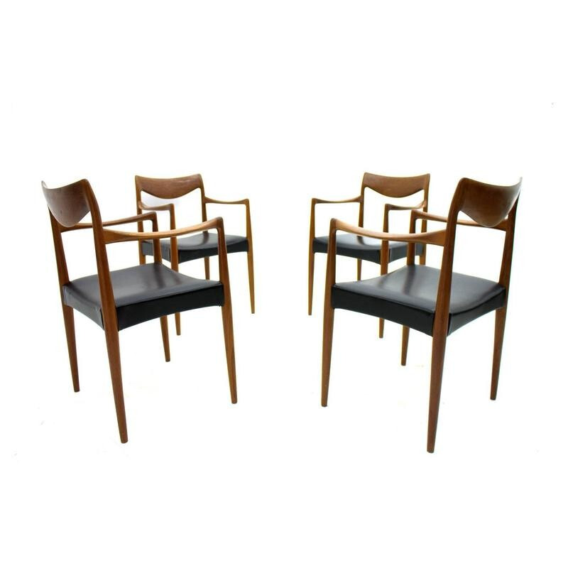 Ensemble de quatre chaises en teck "Bambi" de Rolf Rastad et Adolf Relling - 1950
