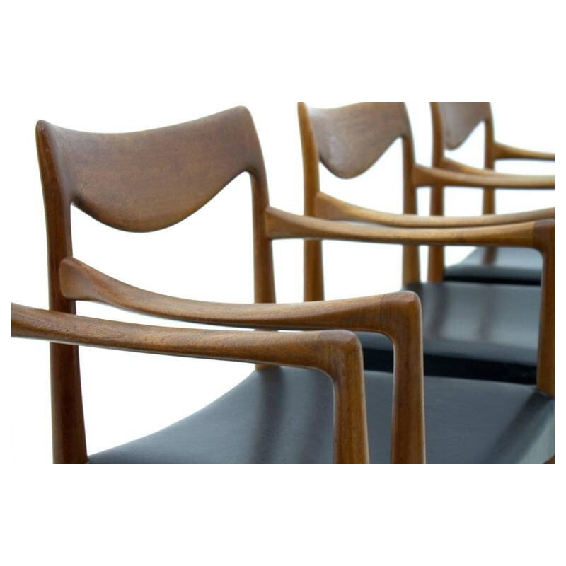 Ensemble de quatre chaises en teck "Bambi" de Rolf Rastad et Adolf Relling - 1950