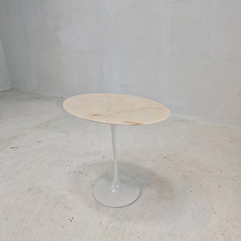 Table d'appoint ovale vintage en marbre par Eero Saarinen pour Knoll