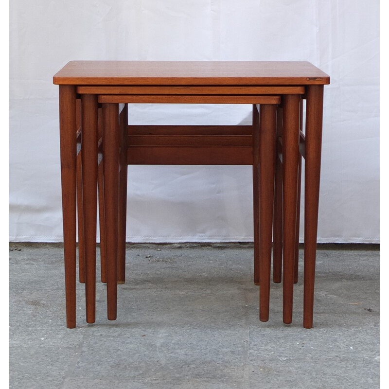 Set of nesting tables in teak - 1950s