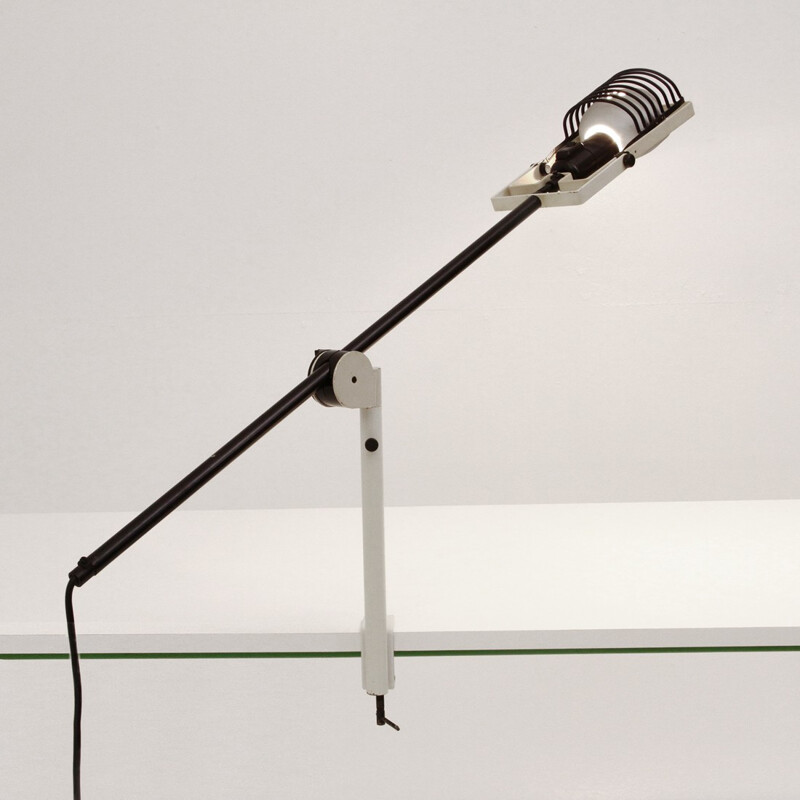 Lampe de table blanche en fer modèle Sintesi Morsetto d'Ernesto Gismondi pour Artemide - 1970
