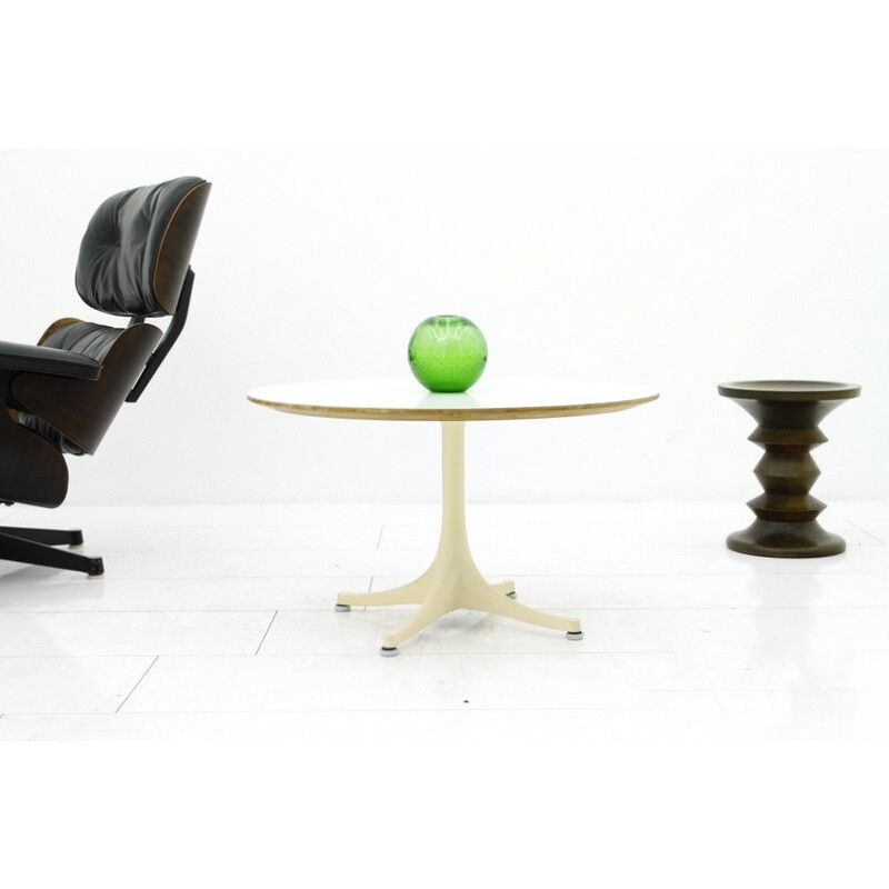 Table d'appoint 5254 de George Nelson pour Herman Miller - 1960