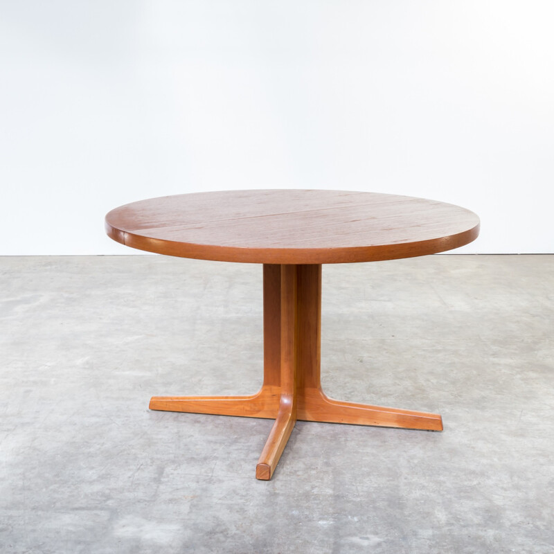 Oval teak dining table produced by AM Mobler - 1960s