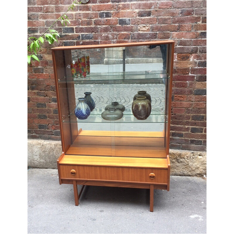 Bookcase with display on teck legs - 1960s