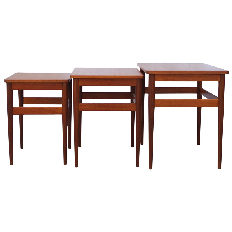 Set of nesting tables in teak - 1950s