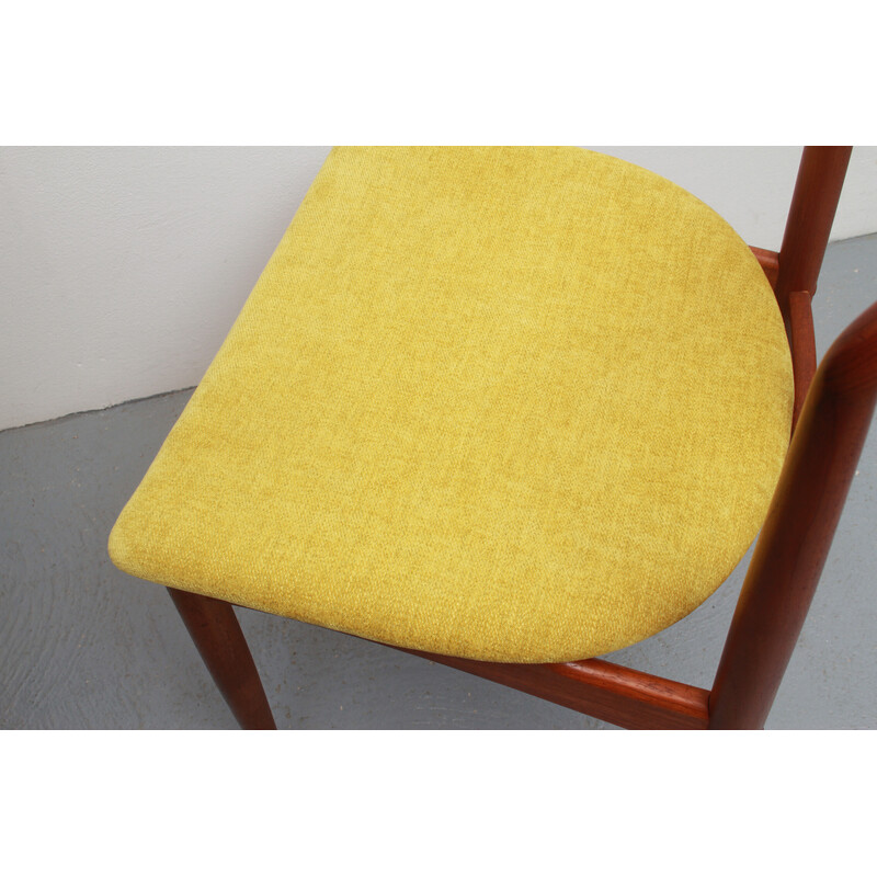 Chaise vintage Juliane en teck par Johannes Andersen pour Uldum, Danemark 1960