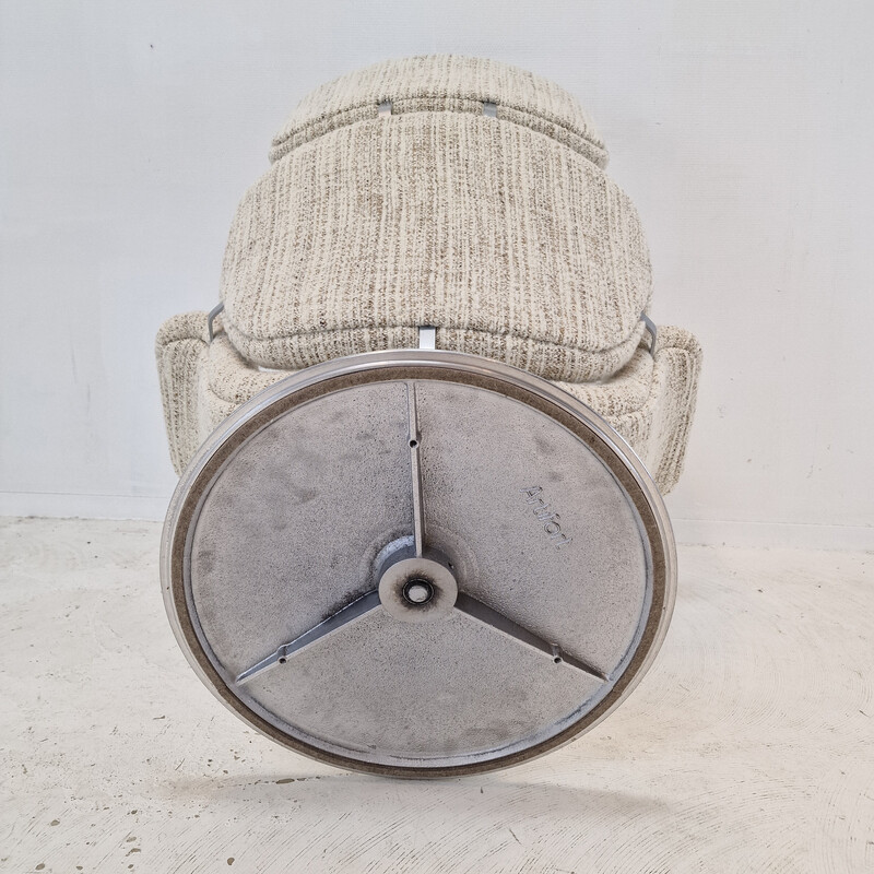 Vintage armchair with ottoman by Pierre Paulin for Artifort, 1980