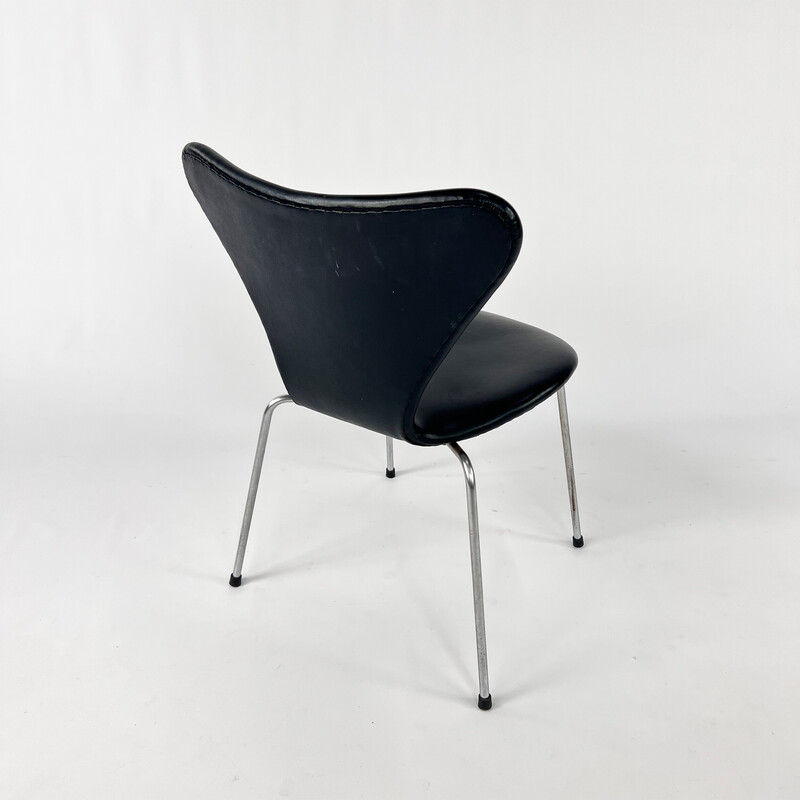 Vintage butterfly chair by Arne Jacobsen for Fritz Hansen, 1965
