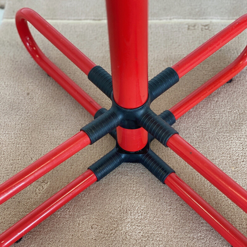 Pipe Stand - Red/Black
