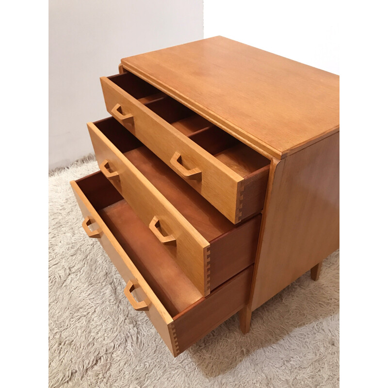 Mid Century G Plan Brandon range oak chest of drawers - 1950s