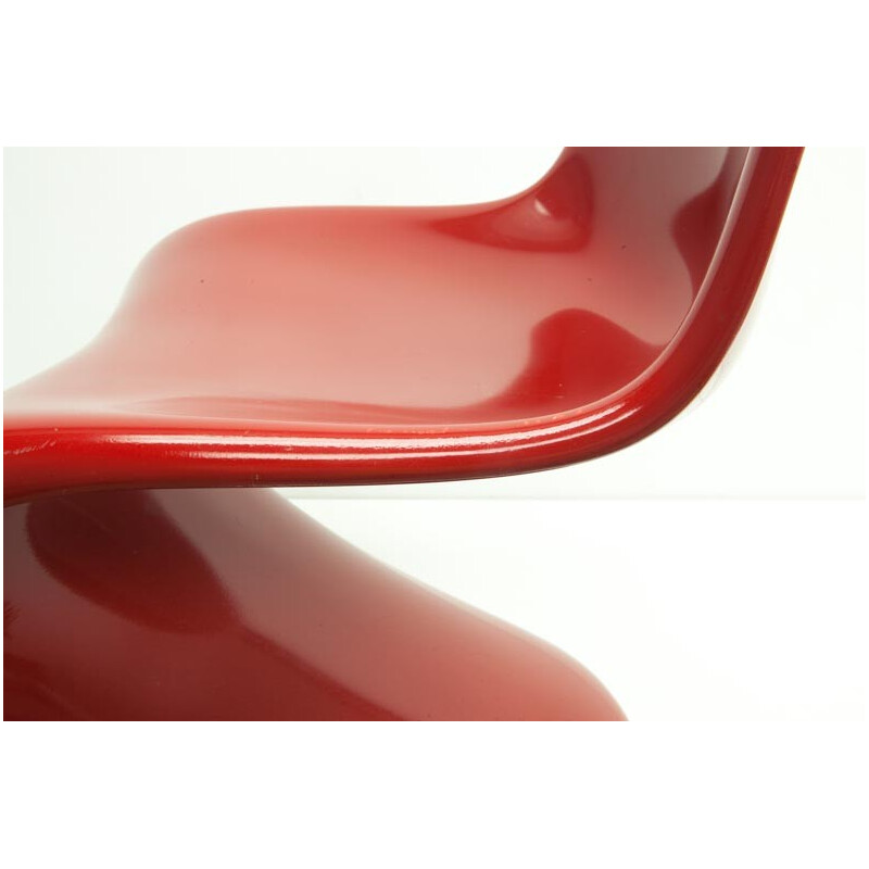 Danish red lacquered chair in polyester by Verner Panton  - 1970s