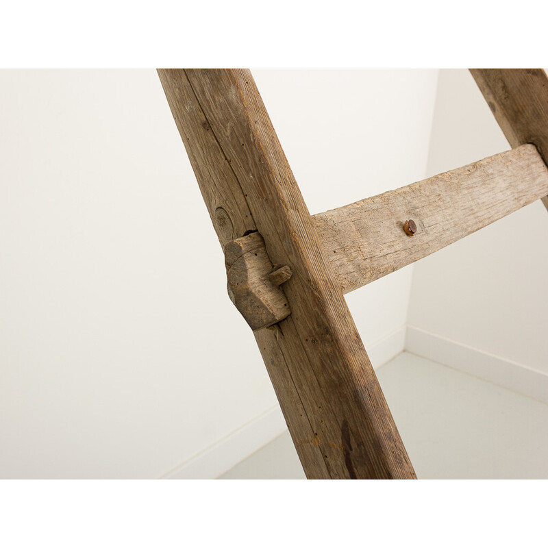 Escalera decorativa madera – El Globo