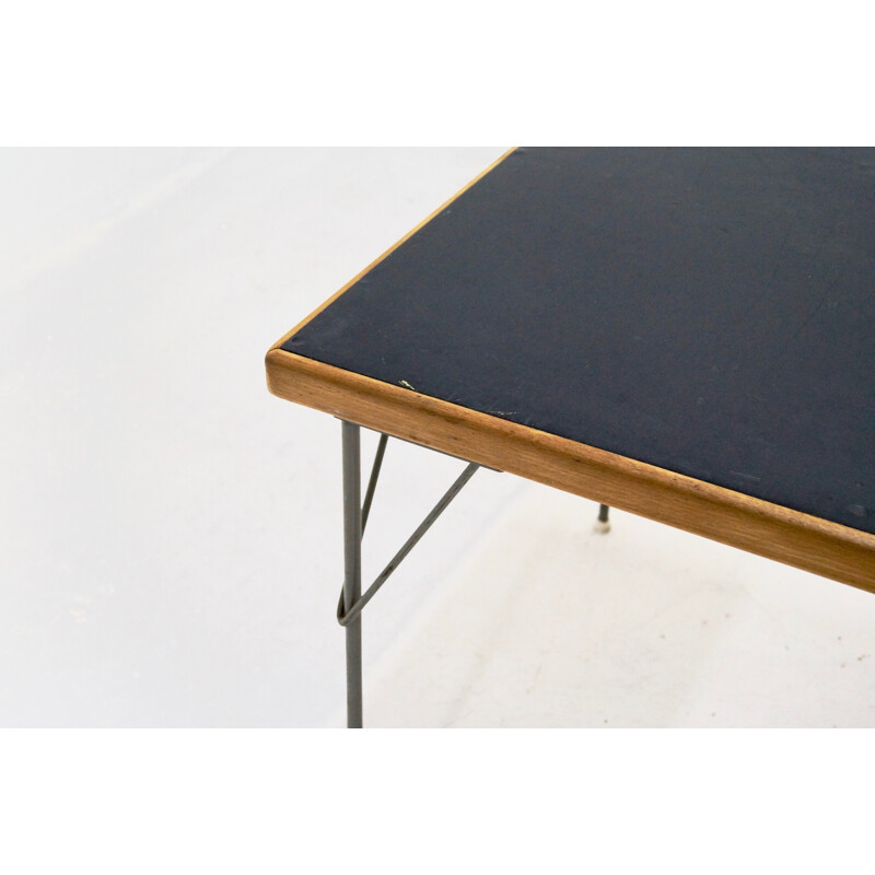 Gispen 530 dining table By Rietveld & Cordemeyer - 1950s