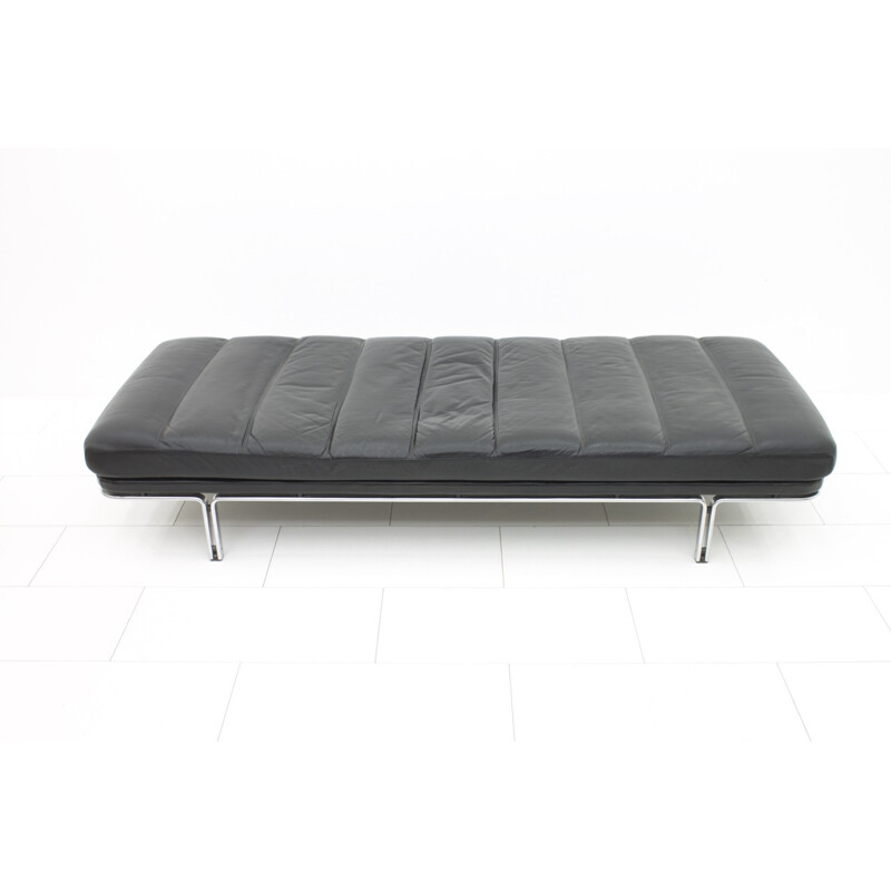 Horst Brüning Daybed in black leather for Kill International - 1960s