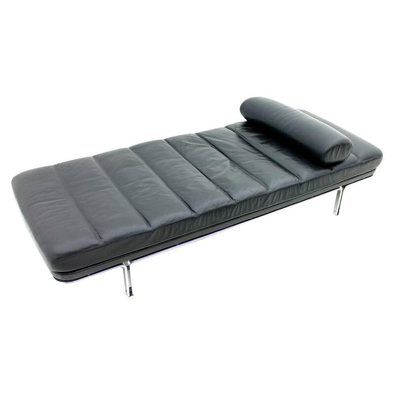 Horst Brüning Daybed in black leather for Kill International - 1960s