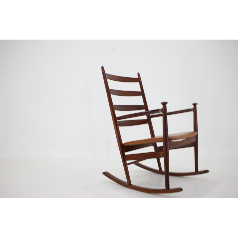 Fauteuil à bascule vintage en hêtre par Niels Eilersen, Danemark 1960