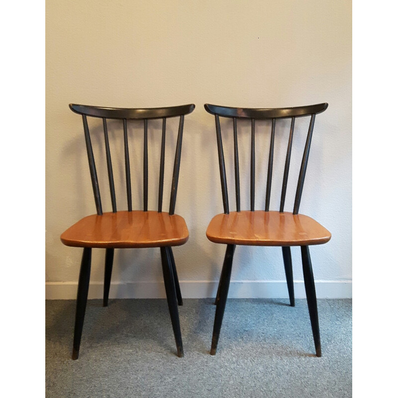 Pair of scandinavian chairs with bars - 1960s