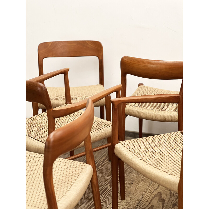 Conjunto de 6 cadeiras vintage em teca de Niels O. Møller para J. l. Moller, Dinamarca