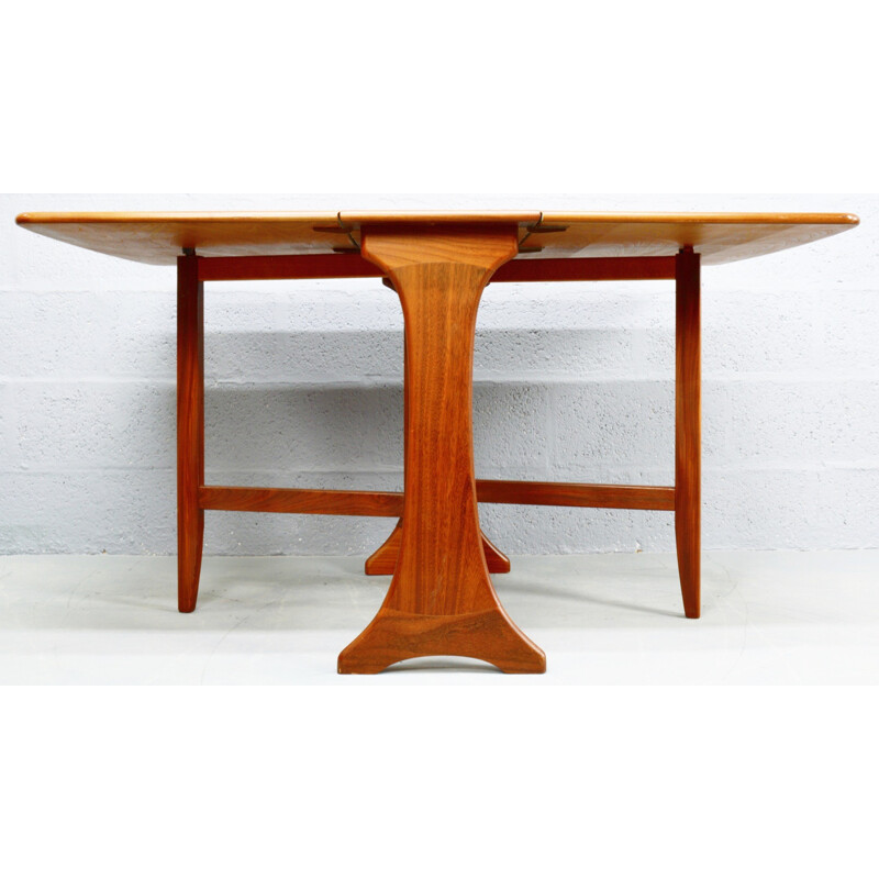 Mid-Century G-Plan teak dining table - 1970s