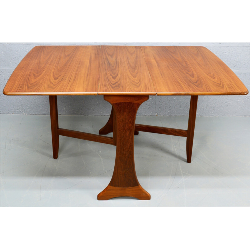 Mid-Century G-Plan teak dining table - 1970s