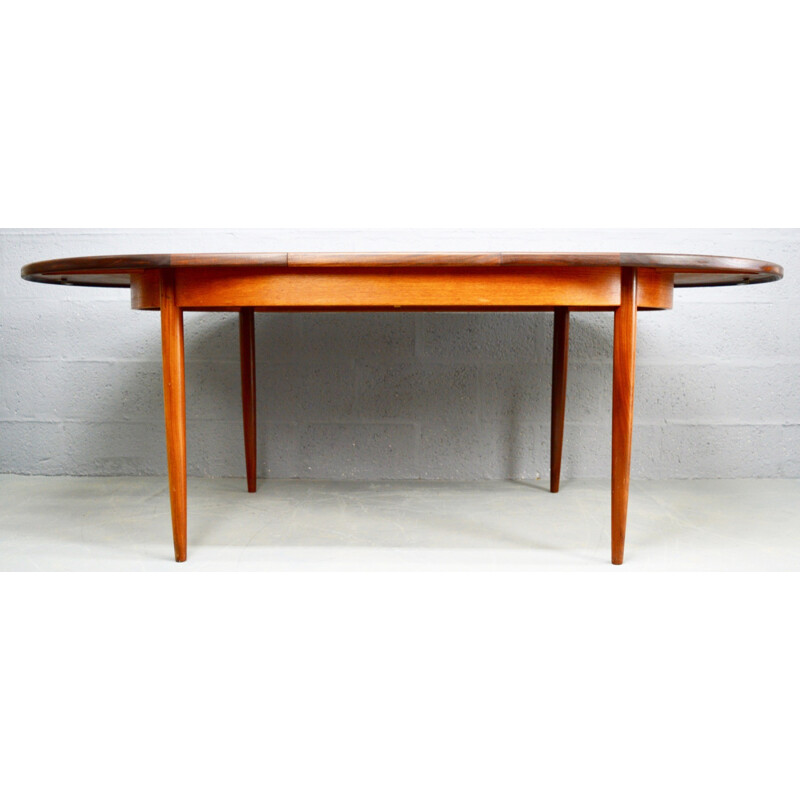 Mid-Century teak G-Plan oval Fresco extendable dining table - 1960