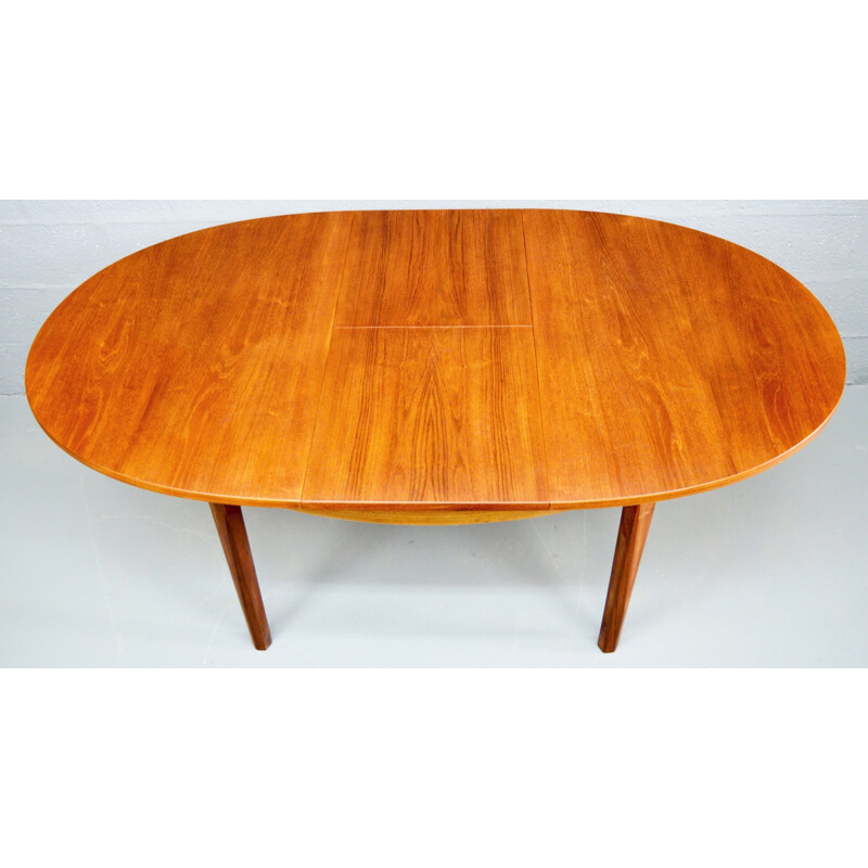 Mid-Century extendable teak dining table by William Lawrence - 1960s