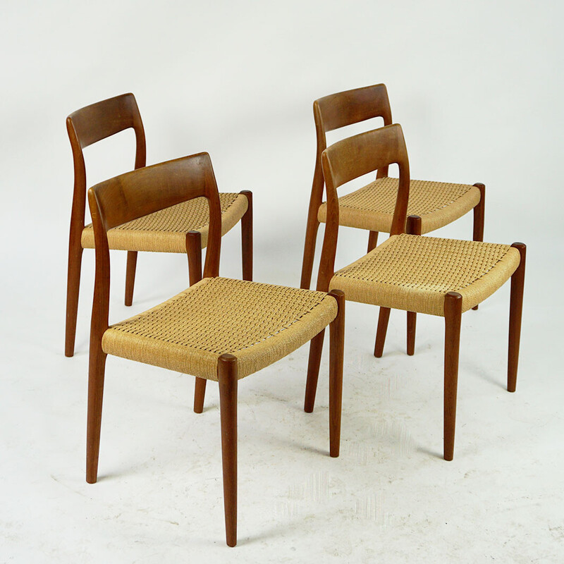 Conjunto de 4 cadeiras de teca vintage de Niels Otto Møller para Jl Møllers, Dinamarca 1958